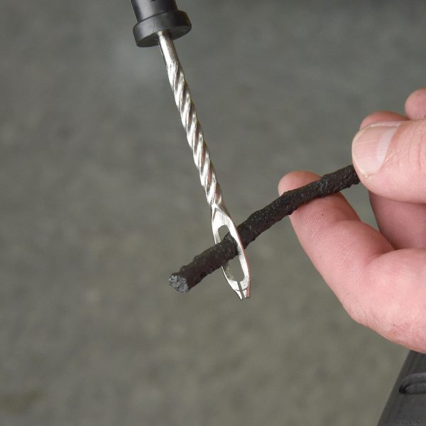 2-in-1 Combo Handle Tire Plug Kit For Sale - Image 4